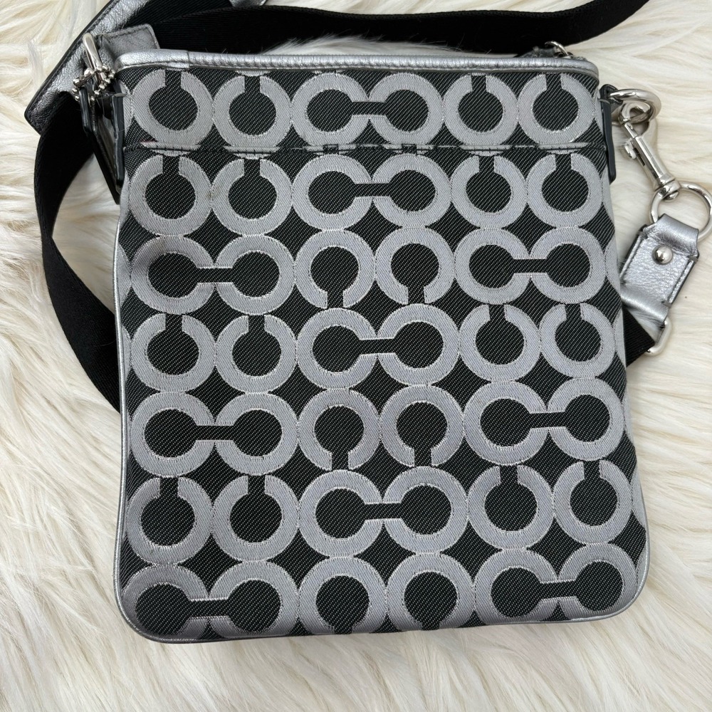 Coach 46802 Gunmetal/Black/Silver Crossbody Bag or Shoulder Purse - Picture 6 of 9